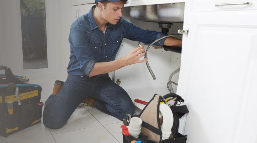 Professional sink repair in Kingston, OH